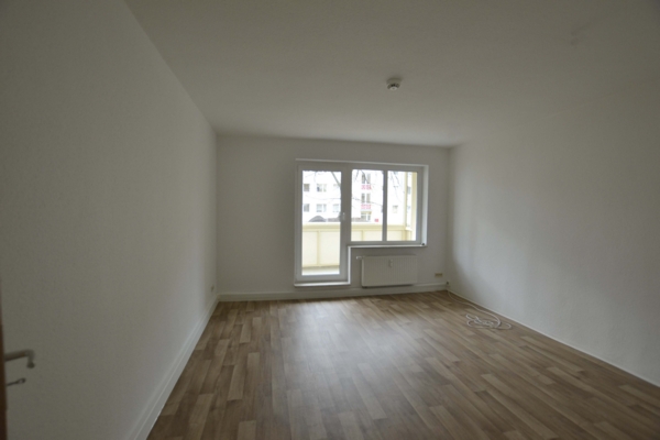 Zentralgelegene 3-Raum-Wohnung mit Aufzug - Photo 1