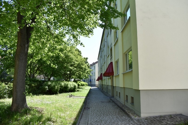 Hausansicht Eingänge