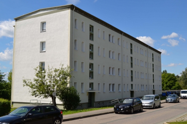 Familienfreundiche 4-Raum-Wohnung in gepflegtem Umfeld - Photo 1